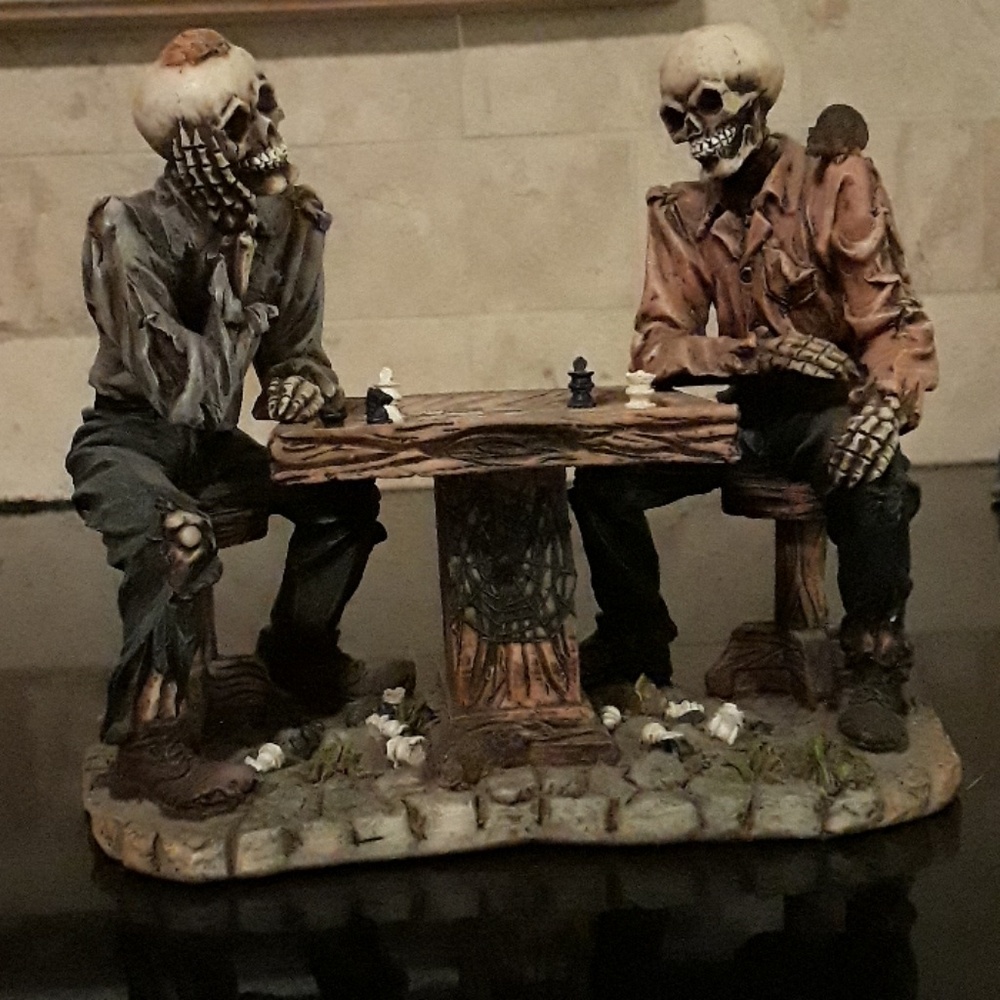 Table art NWT